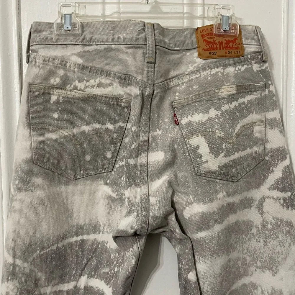 Levis great 100%